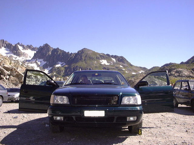 V6